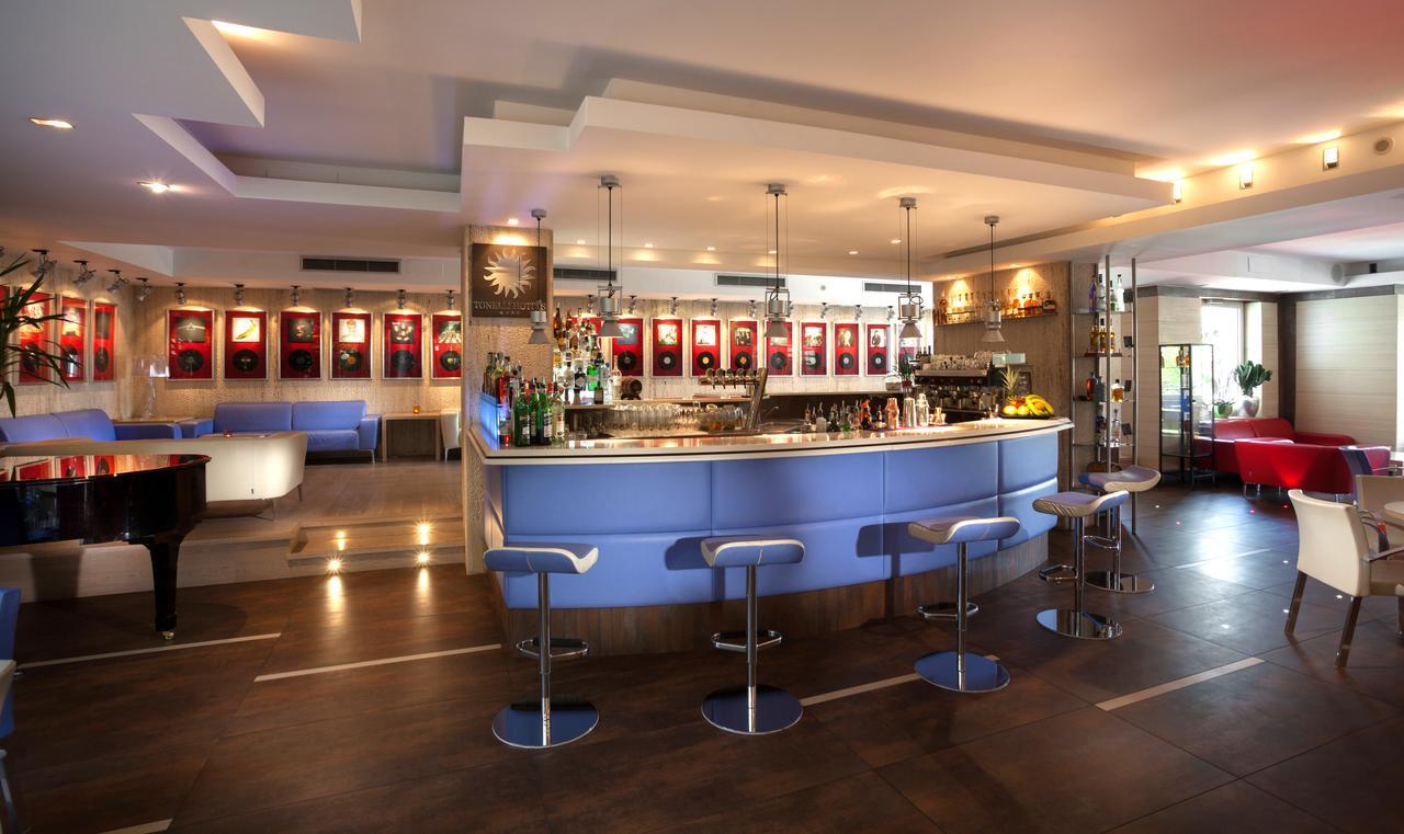Hotel Continental - Tonelli Torbole Sul Garda