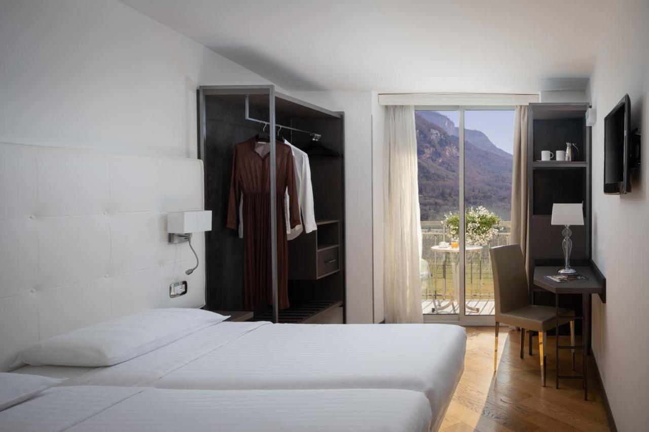 Continental - Tonellihotels Hotel Torbole Sul Garda