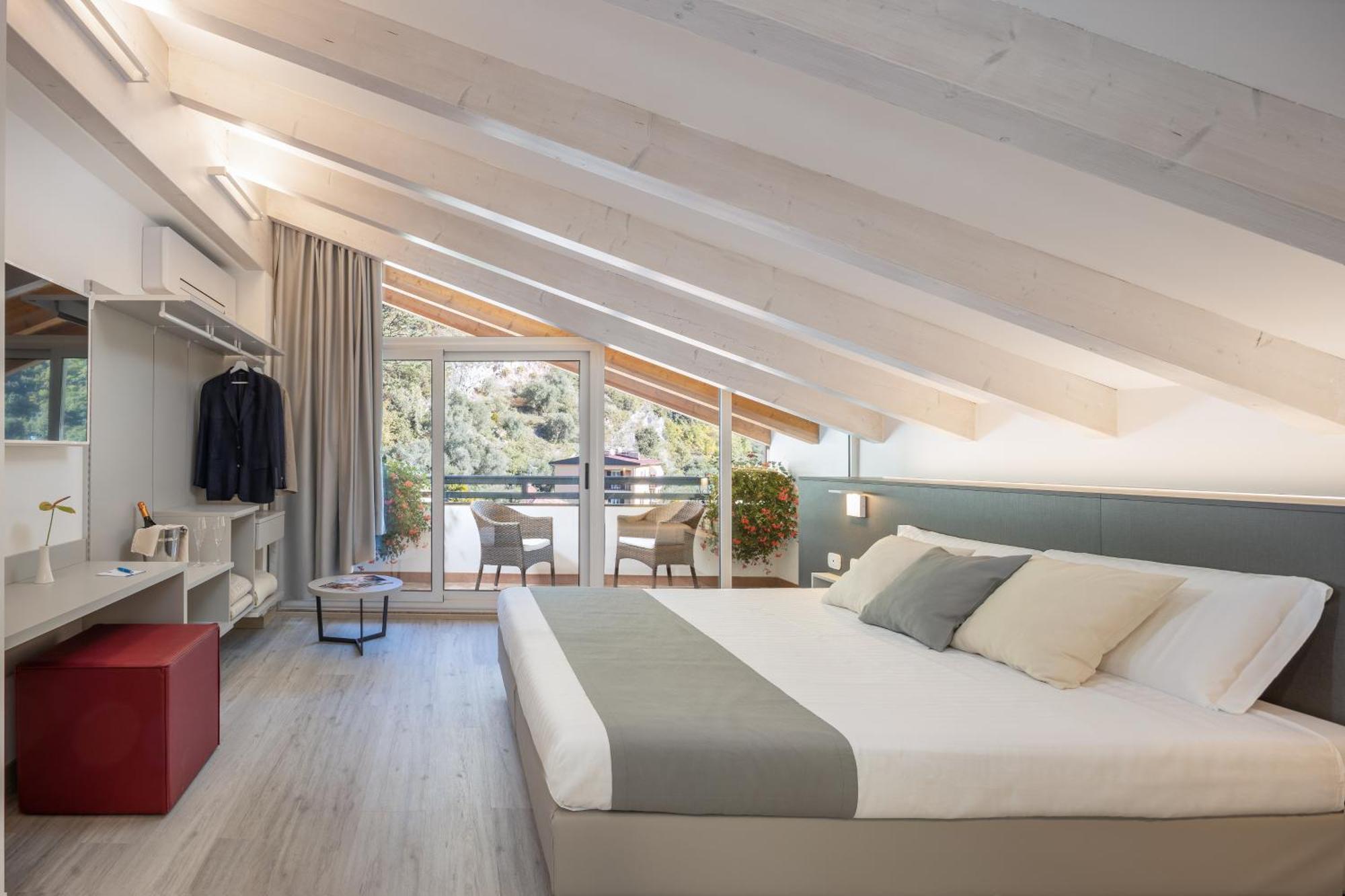 Continental - Tonellihotels Torbole Sul Garda