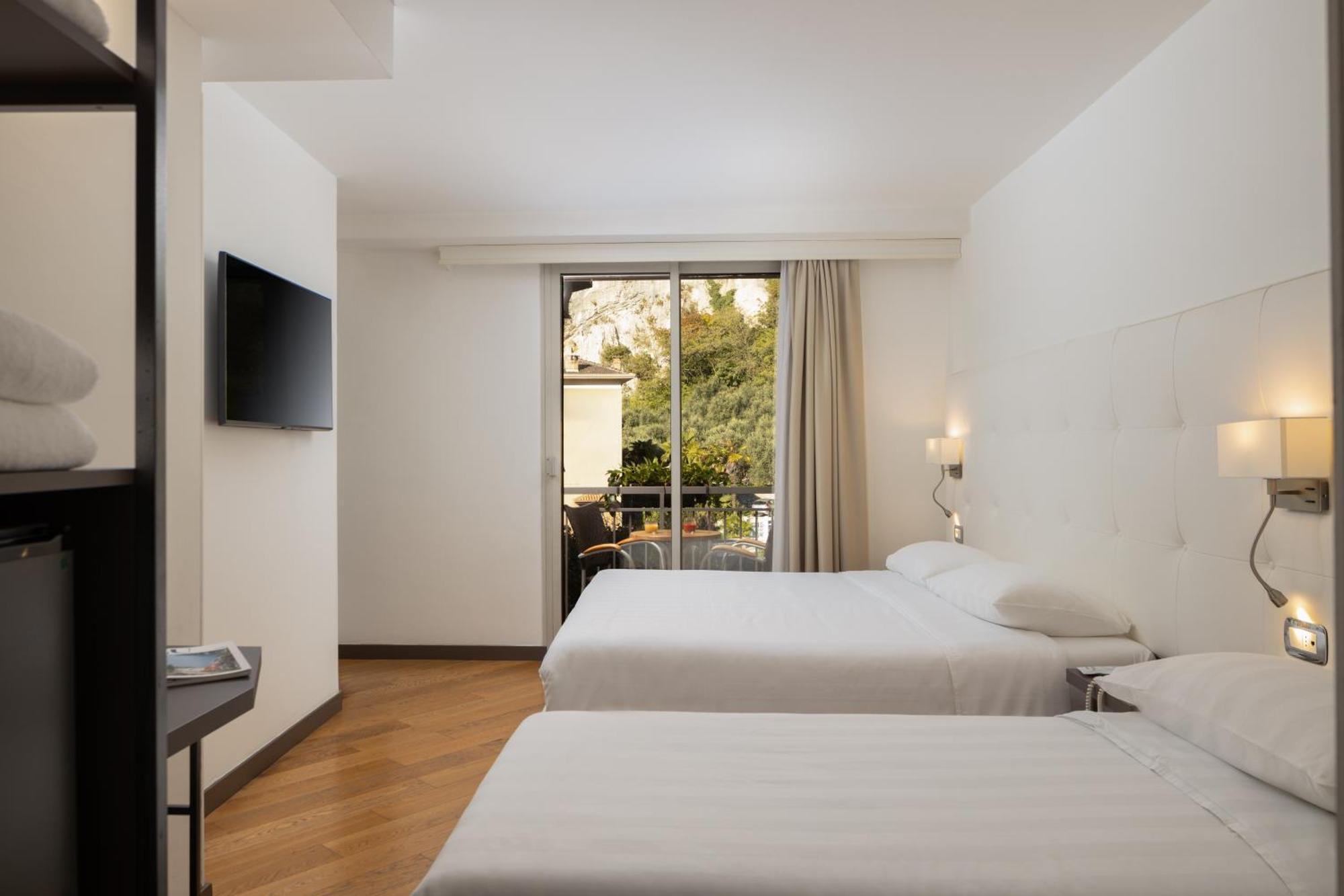 Continental - Tonellihotels Hotel