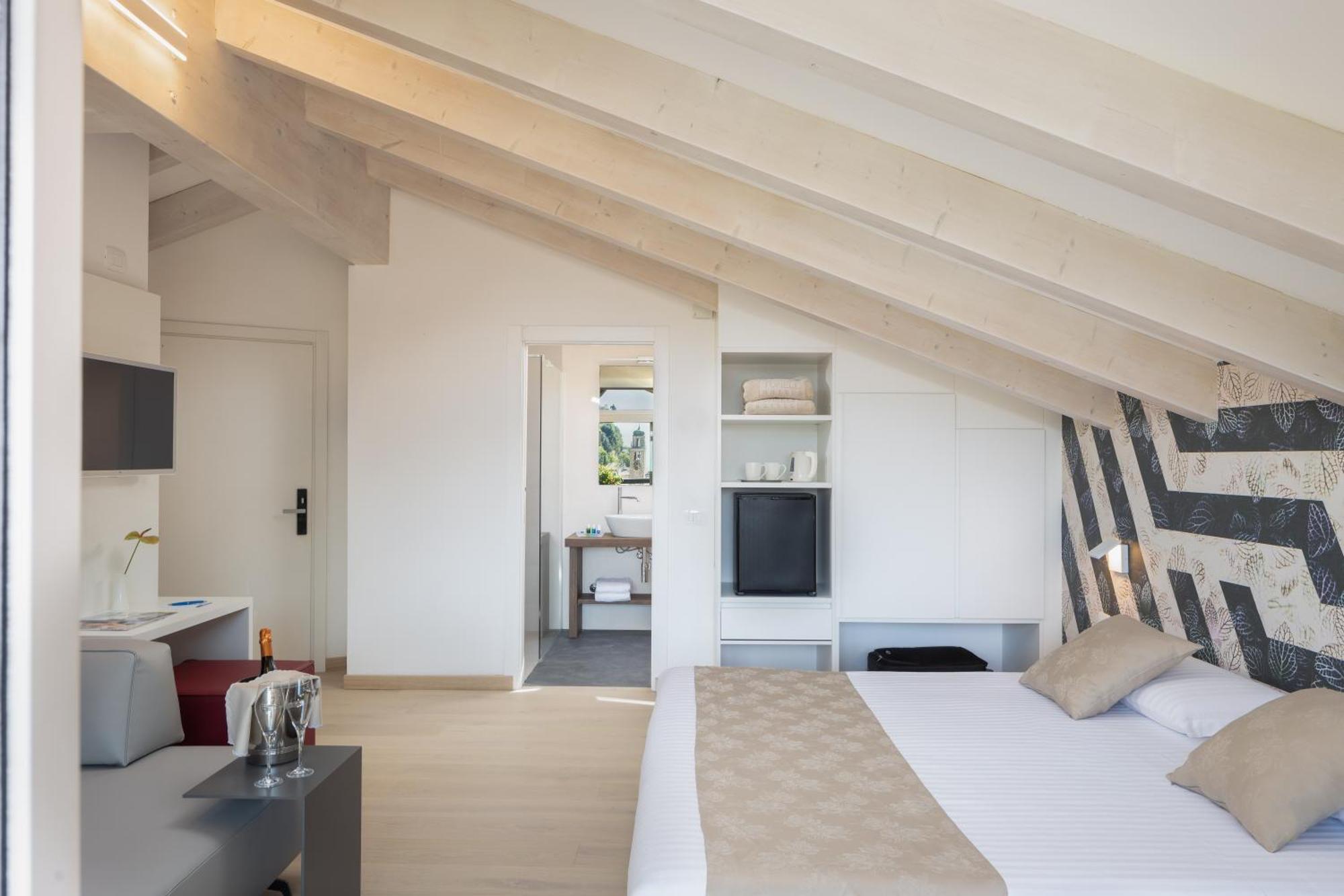 Continental - Tonellihotels Hotel Torbole Sul Garda