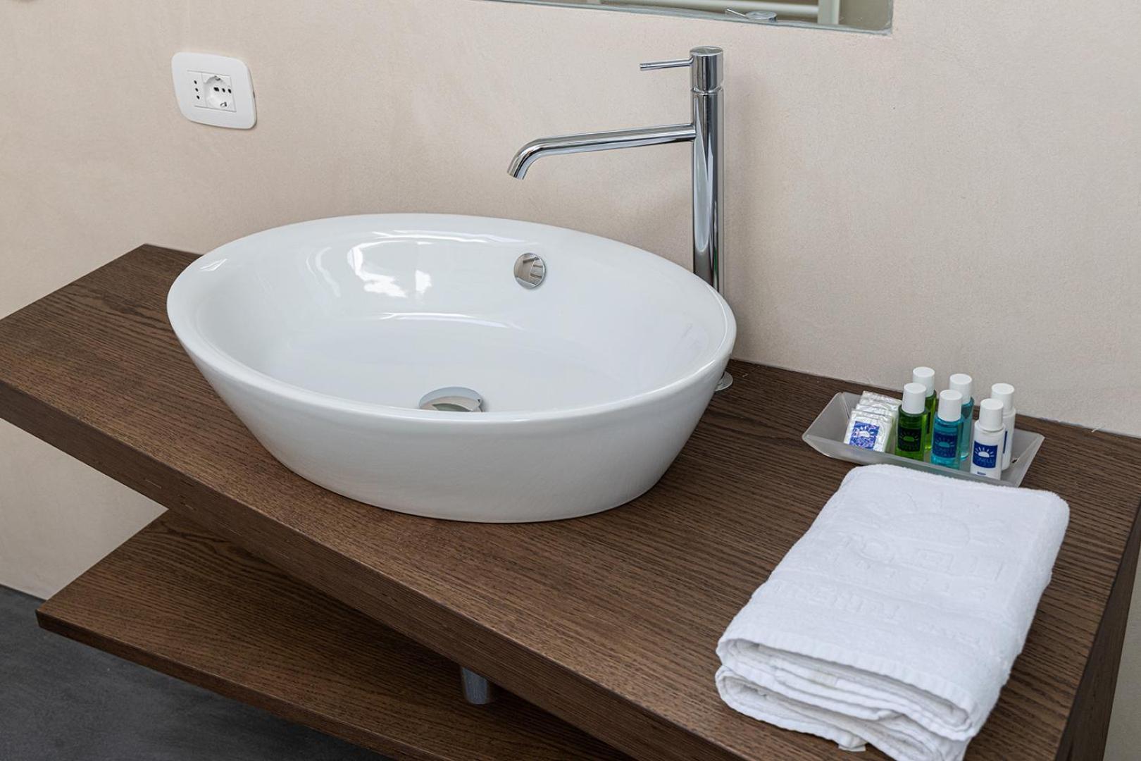 Continental - Tonelli Hotel 4*