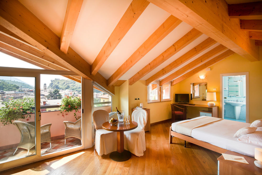 Hotel Continental - Tonellihotels Torbole Sul Garda